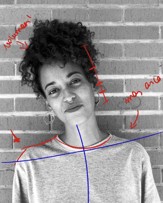 Marina Donderis es animadora con experiencia en stop-motion y 2D. Ha trabajado en largometrajes, series, cortometrajes y videoclips. Comenzó su carrera en 2018  en el proyecto Bita i Cora, de TV ON Producciones y ha colaborado en estudios como Pangur Animation, Inspira Animation o Jaibo Films. Fue co-directora del cortometraje Becarias, premiado con un Berlanga y nominado al Goya 2024. Actualmente es animadora 2D en Anaglifo, dirigido por Valle Comba.